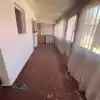 Casa Con 3 Dormitorios, Baño, Estacionamientio