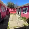 Casa Con 3 Dormitorios, Baño, Estacionamientio